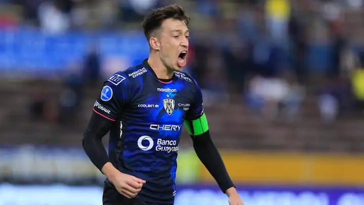 Independiente del Valle confirma que Richard Schunke fue operado de la rodilla y será baja por 3 meses.