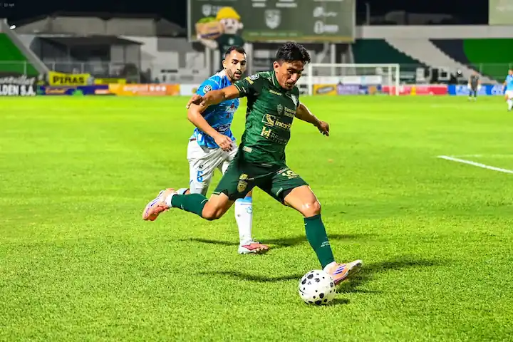 Orense igualó ante Manta FC en Machala por la fecha 3 de LigaPro. Ángel Mena y Jean Carlos Blanco marcaron los goles del empate en el 9 de Mayo.