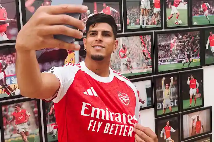 El defensor Piero Hincapié reveló en DSports que "le tira un poquito más Emelec" por su padre. Conoce los detalles de su posible regreso a Ecuador.