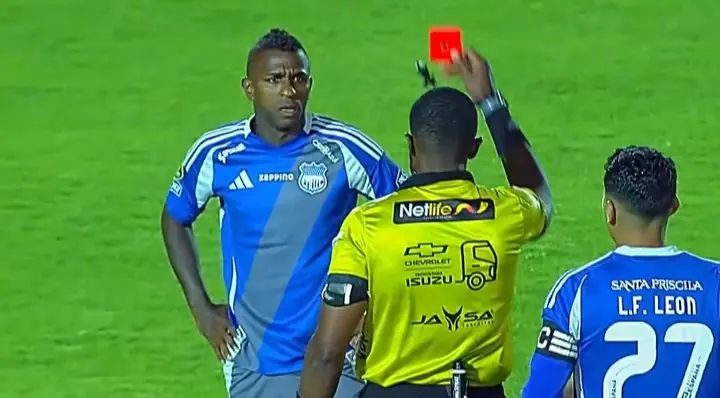 Miller Bolaños recibió roja directa por agresión en el duelo Emelec vs. Mushuc Runa. El "Killer" se perderá los próximos partidos de la LigaPro.