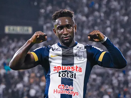 Alianza Lima venció 2-0 a Juan Pablo II con doblete de Eryc Castillo. El equipo de Pablo Guede sigue líder invicto y con la mejor defensa del torneo.
