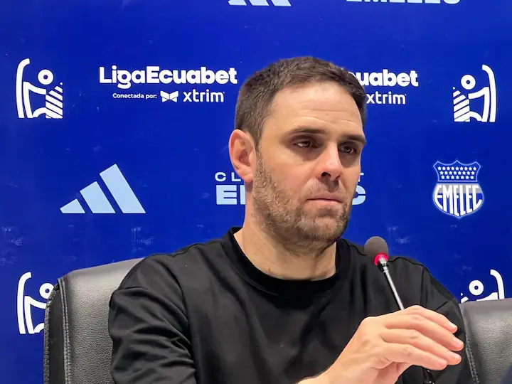 Joaquín Papa, DT de Independiente del Valle, analizó la derrota ante Emelec en el Capwell. Admitió superioridad azul y falta de profundidad en IDV.