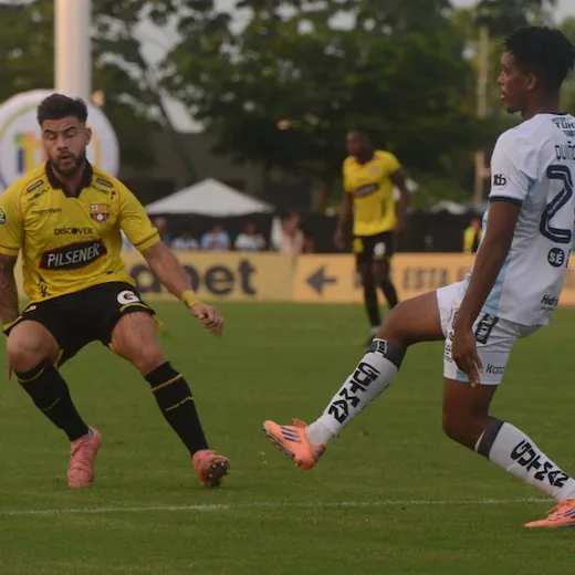 BSC se mide a Bolívar: Estrategia en la altura durante fecha FIFA 2 Barcelona SC realizará una mini pretemporada en Quito y enfrentará a Bolívar de La Paz. Conoce el plan de César Farías para la fecha FIFA en Puembo.