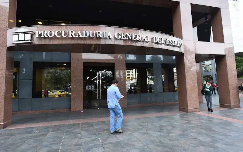 La Procuraduría frena el "borrón y cuenta nueva": Impacto directo en la reelección de la FEF