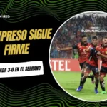 Deportivo Cuenca clasificó a fase de grupos de la Conmebol Sudamericana tras vencer 3-0 a Libertad con goles de Díaz, Mosquera y Leguizamón.