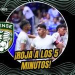Ángel Mena fue expulsado a los 5 minutos del Emelec vs. Orense tras un golpe a Leguizamón. El VAR confirmó la roja directa en el Estadio Capwell.