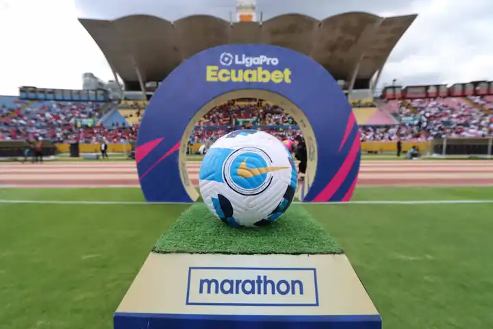 La LigaPro definió fecha para el partido entre Universidad Católica y Emelec que jugará el miércoles 8 de abril a las 19:00.