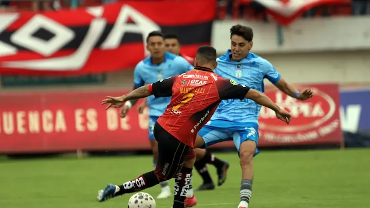 Macará igualó 1-1 ante Deportivo Cuenca con goles de Ordóñez y Paz. Los ambateños se mantienen segundos en la tabla de la LigaPro 2026.