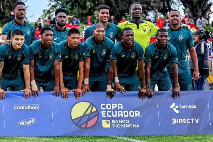 El Nacional enfrentó al Dunamis 04 en Copa Ecuador con el defensa Wilder Estupiñán como arquero y solo 3 suplentes por falta de inscripción en FEF.