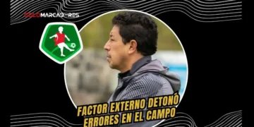 Paúl Vélez analiza la derrota de Mushuc Runa ante Leones FC y acusa que el ultimátum de Luis Chango generó una ansiedad insostenible en sus jugadores.