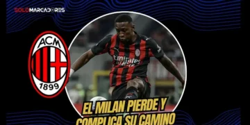 Pervis Estupiñán volvió al once inicial del Milan tras dos meses, pero el equipo cayó 0-2 ante Sassuolo.