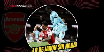 El ecuatoriano Piero Hincapié protagonizó una insólita jugada con el Burnley en la Premier League tras caérsele el short en pleno partido.