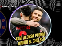 Xabi Alonso: El arquitecto de Hincapié que acecha el futuro de Moisés Caicedo 11 Xabi Alonso es el candidato para dirigir al Chelsea. El DT que potenció a Hincapié podría reencontrarse con Moisés Caicedo en la Premier League.