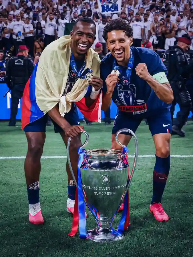 Willian Pacho recibe elogios de Marquinhos: "Es un fenómeno mundial" 24 Marquinhos, referente de la selección de Brasil y compañero de Willian Pacho en el PSG, elogió al defensor ecuatoriano previo a la Copa del Mundo