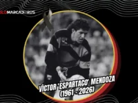 Víctor Mendoza: Fallece 'Espartaco', histórico de Barcelona 18 El fútbol ecuatoriano está de luto por el fallecimiento de Víctor Mendoza. 'Espartaco', seis veces campeón con Barcelona, partió a los 64 años.