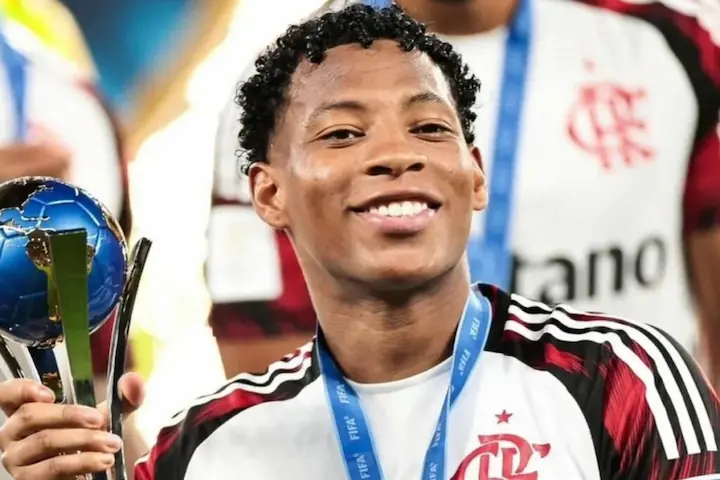 Flamengo analiza incluir a Gonzalo Plata en una oferta bomba con el Zenit 23 Flamengo evalúa incluir a Gonzalo Plata más dinero en una oferta al Zenit por Luiz Henrique. El ecuatoriano está valorado entre 20 y 25 millones.