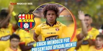 Barcelona SC confirmó el fichaje definitivo de Erick Mendoza. El extremo firmó por tres temporadas y ya se entrena con el equipo de César Farías.
