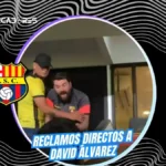 Furia en el Monumental: Hinchas explotan contra la directiva de BSC tras caída ante Liga de Quito 4 Los hinchas de Barcelona mostraron su furia tras la caída 1-0 ante Liga de Quito. Fuertes reclamos dirigidos al directivo David Álvarez.