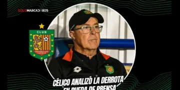 Jorge Célico criticó el rendimiento de Deportivo Cuenca tras la derrota 2-0 ante Barcelona. El DT lamentó un penal evitable y regalar el primer tiempo.