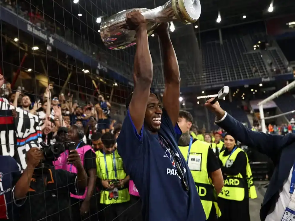 Diez ecuatorianos en las grandes ligas de Europa: el mapa tricolor para la temporada 2026-2027 24 Diez futbolistas ecuatorianos competirán en cuatro de las grandes ligas de Europa durante la temporada 2026-2027: Premier, Ligue 1, Serie A y Bundesliga.