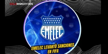 ¡Sanciones eliminadas! Emelec resolvió sus deudas en FIFA y ya puede inscribir a sus nuevos refuerzos 9 Emelec saldó sus deudas en FIFA, eliminó sus prohibiciones y podrá inscribir a seis nuevos refuerzos para el DT Cristian Nasuti en el torneo local.