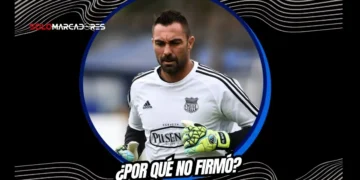 El acuerdo secreto que casi lleva a Esteban Dreer a Barcelona SC tras salir de Emelec 5 Esteban Dreer reveló que tuvo todo arreglado para llegar a Barcelona SC en 2020 tras salir de Emelec, pero decidió frenar la transferencia.