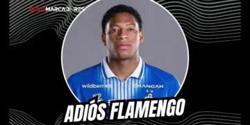 Gonzalo Plata sacude el mercado: millonaria venta de Flamengo al fútbol de Rusia 9 Flamengo vendió a Gonzalo Plata al Dinamo Moscú por 12 millones de euros. El ecuatoriano regresa a Europa para firmar su contrato.