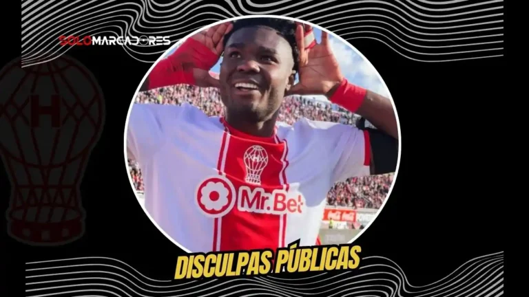 Jordy Caicedo marca doblete con Huracán, genera polémica ante San Lorenzo por su festejo y lidera la celebración en el vestuario.