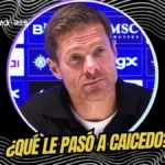 Alarma en Stamford Bridge: Moisés Caicedo reaparece y pide el cambio a los 14 minutos 4 La lesión de Moisés Caicedo preocupa al Chelsea tras pedir el cambio ante Brighton. Xabi Alonso espera los exámenes médicos oficiales.