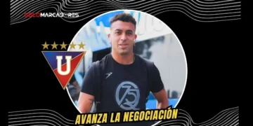 Liga de Quito negocia el fichaje de Lucas Tití Rodríguez por un año. Refuerzo clave para LigaPro 2026 y Copa Libertadores frente a Palmeiras.