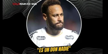 Neymar estalló contra Thiago Mendes tras polémico desplante en el Brasileirão 2026 2 Neymar arremetió contra Thiago Mendes tras el 3-0 de Santos a Vasco por el Brasileirão 2026 y recordó la fractura de tobillo sufrida en 2020.