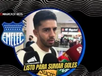 Ya está en Guayaquil! Ronie Carrillo aterriza para reforzar la delantera de Emelec 4 Ronie Carrillo a Emelec es oficial. El delantero llegó a Guayaquil, confirmó estar en forma física y prefirió el proyecto azul tras sondeos de Arabia.