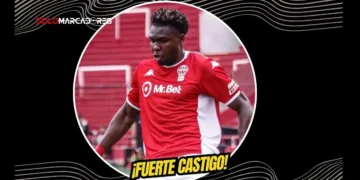 Jordy Caicedo recibiría tres partidos de sanción con Huracán por su expulsión ante Sarmiento. Revisa los duelos que se perderá.