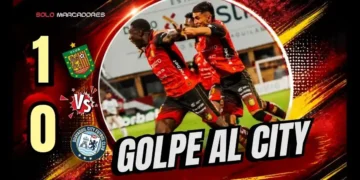 Deportivo Cuenca derrotó 1-0 a Guayaquil City en la fecha 28 de la LigaPro con gol de Cristhian Benalcázar. El equipo sumó 35 puntos clave.