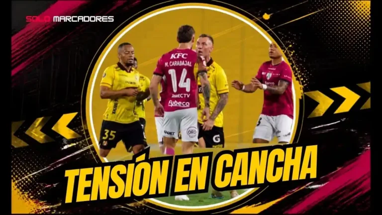 Tensión en el Monumental. Damián Díaz y Mateo Carabajal protagonizaron un fuerte cruce durante el Barcelona SC vs Independiente del Valle.