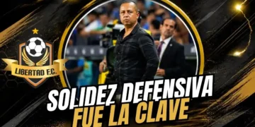Juan Pablo Buch, DT de Libertad FC, tras la victoria ante Emelec: "Estamos para ganar el cuadrangular". Resalta el orden defensivo.