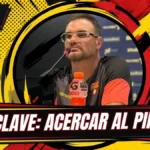 Pablo Trobbiani elogió el liderazgo y la inteligencia táctica de Damián Díaz en el campo de juego 3 Pablo Trobbiani elogió el liderazgo de Damián Díaz y el peso ofensivo de Darío Benedetto en Barcelona SC tras la victoria ante IDV.
