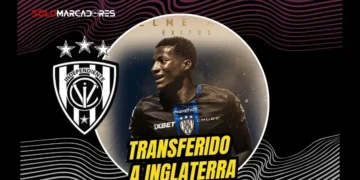 Se confirma la salida de Juan Riquelme Angulo al fútbol inglés. IDV emite un comunicado oficial respetando su decisión y deseándole éxitos.