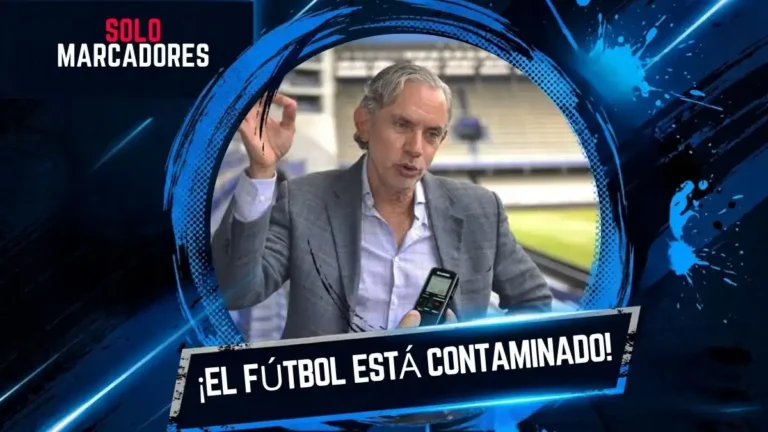 José Pileggi, ex presidente de Emelec, revela las duras razones de su renuncia, apuntando a un entorno tóxico y amenazas familiares.