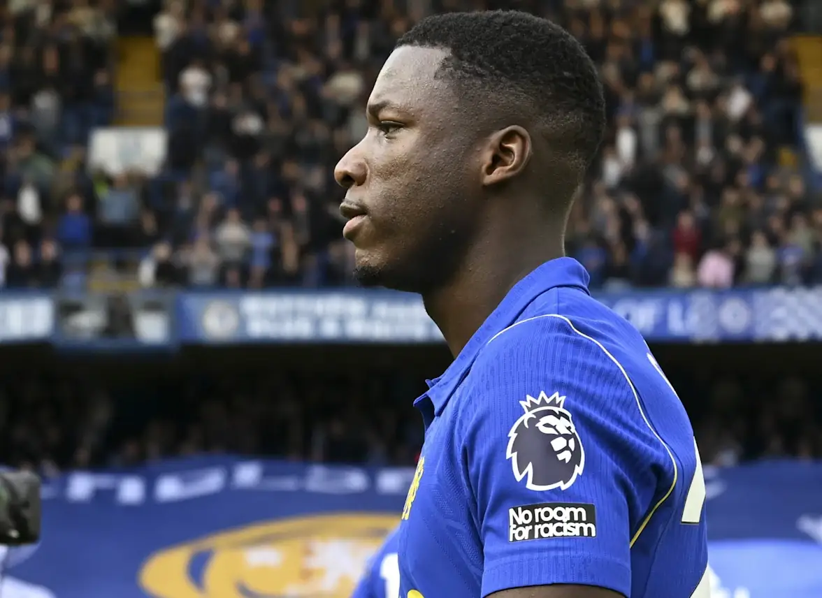¡Moisés Caicedo reitera compromiso: 'Quiero seguir mostrando mi capacidad'! 22 Moisés Caicedo repasa su evolución en el Chelsea, el reto de ser líder con Xabi Alonso y su vínculo con la afición tras superar su lesión.